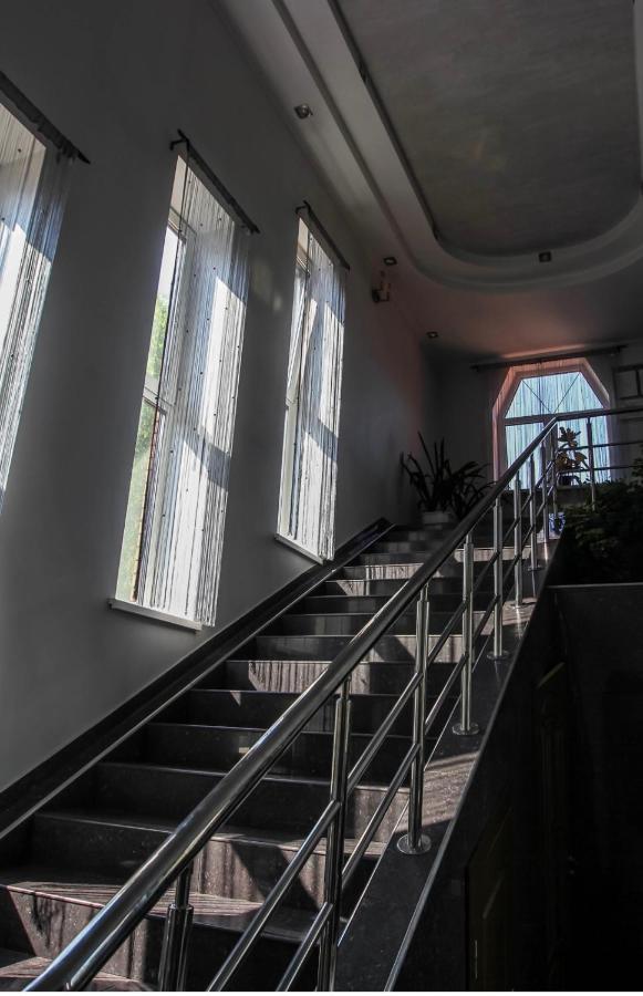 Hotel Гостинний Маєток à Myla Extérieur photo