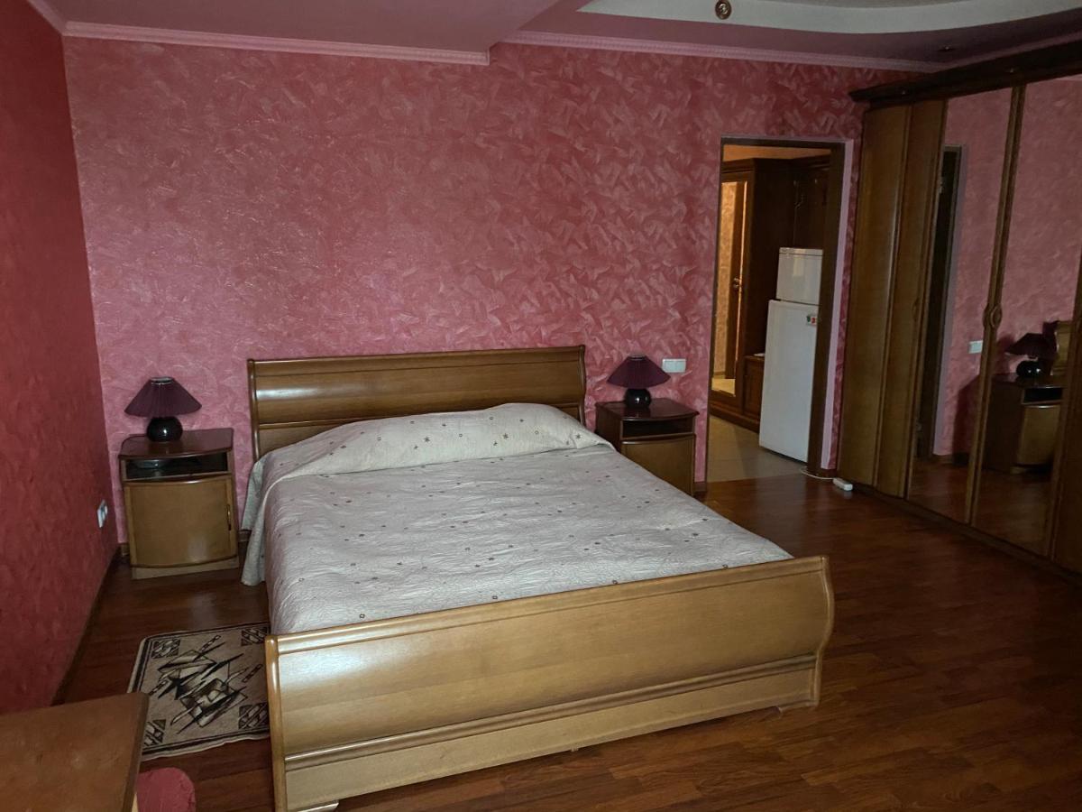 Hotel Гостинний Маєток à Myla Extérieur photo
