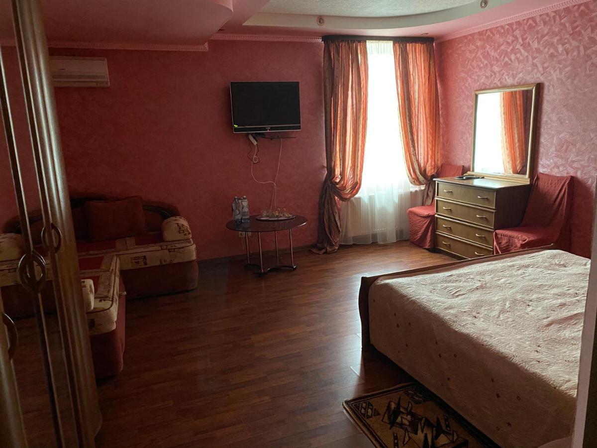 Hotel Гостинний Маєток à Myla Extérieur photo