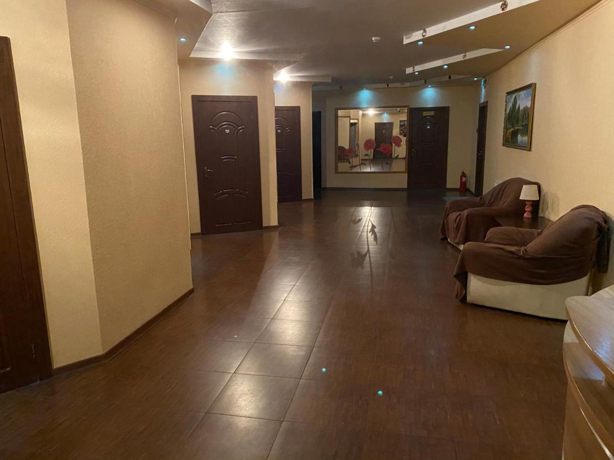 Hotel Гостинний Маєток à Myla Extérieur photo